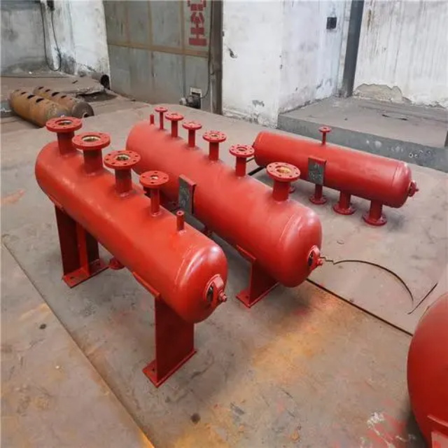 东平分集水器安装高度